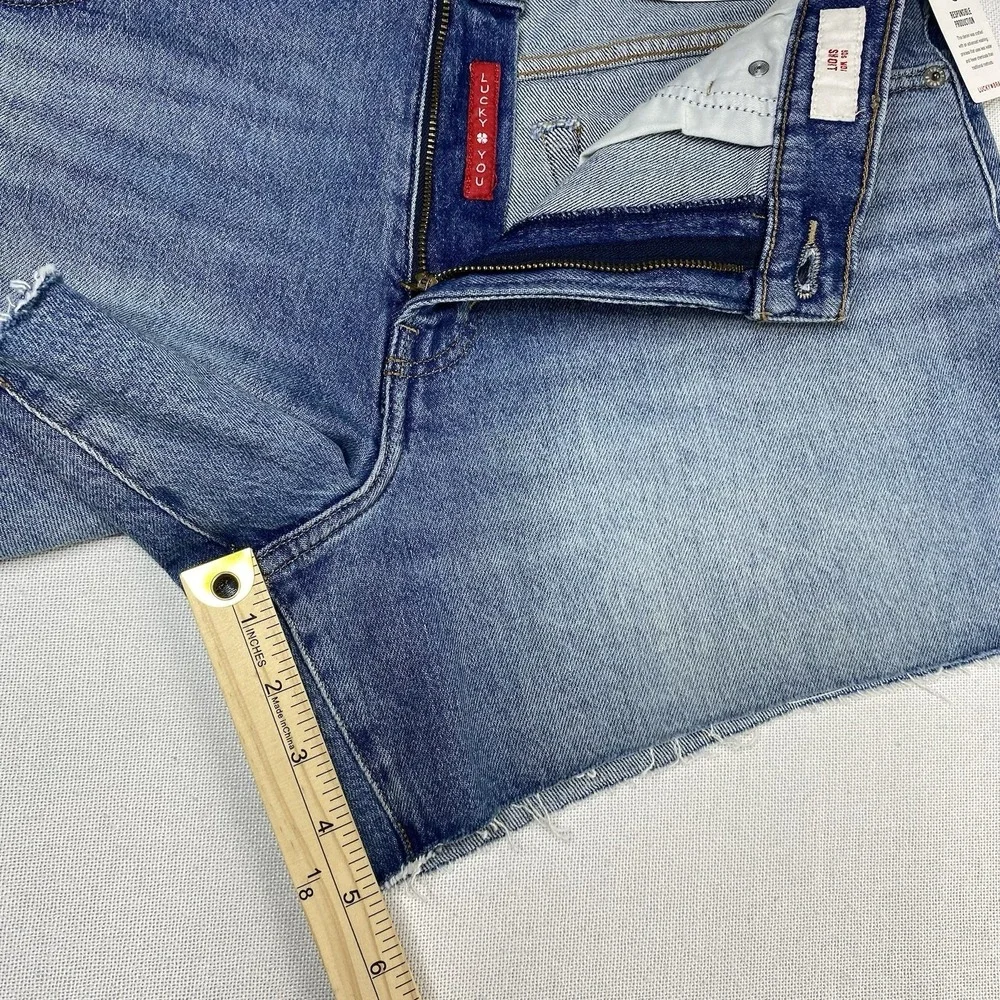 Lucky Brand Women's Sz 12/31 90s‎ Midi Shorts High Rise Raw Hem Medium Wash